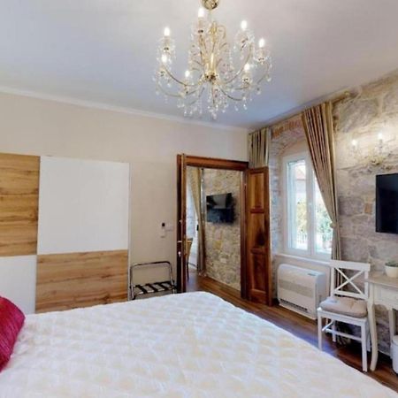 Chrysanta Apartments Спліт Екстер'єр фото