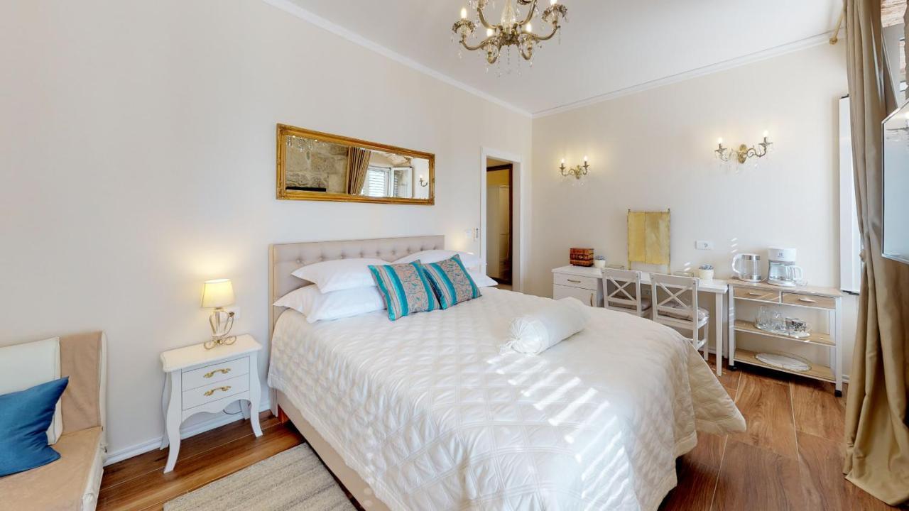 Chrysanta Apartments Спліт Екстер'єр фото